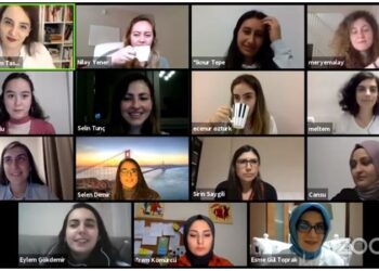 Beyaz Yakalı Kadınlar bir araya geliyor: Kadın Yazılım Tasarım Kolektifi