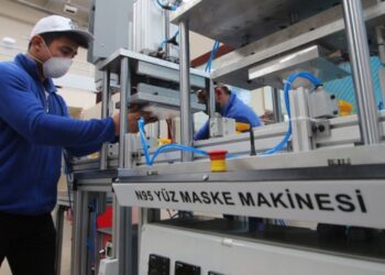 Meslek liseleri koronavirüsle mücadelede destan yazdı