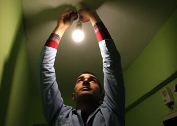 Meslek Lisesi öğrencilerinden yaşlılara “bakım-onarım” desteği