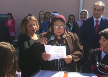 60’lı yaşlarında şiir okuma hayalleri gerçek oldu