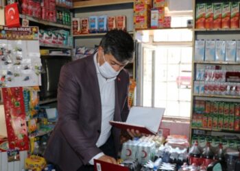 Niğde’de veresiye defterindeki borçlar tek tek silindi