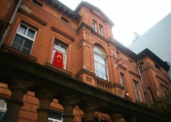 Kadıköy’de 120 yıllın tanığı: Sünget Apartmanı