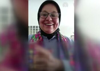 Torunlarına anlatıyordu şimdi herkese anlatacak