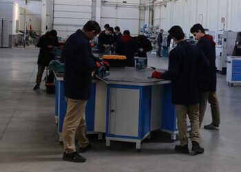 Meslek liselerine fen lisesi ayarında ders programı geliyor