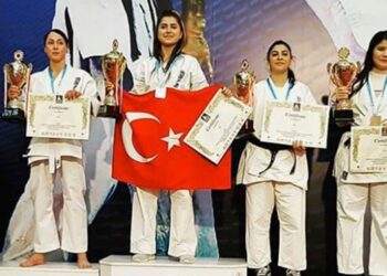 Ashihara Avrupa Şampiyonası’nda Türkiye takım halinde birinciliği kazandı
