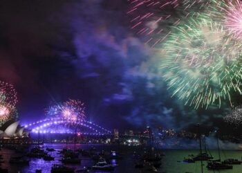 Dünyada yeni yıl coşkusu yaşandı