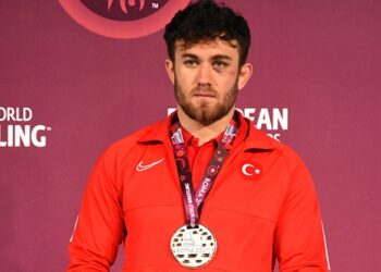 Süleyman Karadeniz: Altın madalyayı Türkiye’ye armağan ediyorum