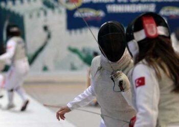 Milli eskrimcilerden 3 bronz madalya