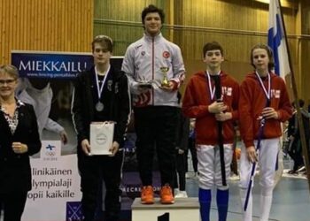 Milli eskrimci Cengizhan Öner şampiyon oldu