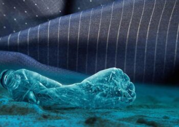 8,7 milyon pet şişe kumaşa dönüştürüldü