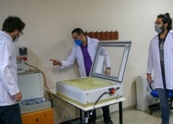 İzmir’de elektrikli araçlar için ‘hızlı şarj imkanı sağlayan batarya sistemi’ geliştirildi