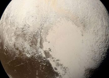 ‘Plüton ve Ay gezegen sayılsın’ önerisine bilimsel yanıt