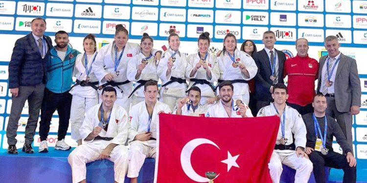 Milli judoculardan Avrupa Şampiyonası’nda bronz madalya