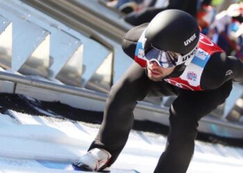 Kayakla atlamada tarihi başarı