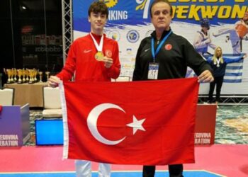 Milli tekvandocu Yiğithan Kılıç, gençlerde Avrupa şampiyonu oldu
