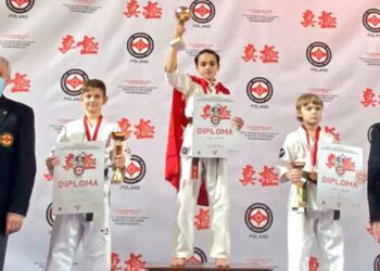 Minikler katada Mert Tayfun altın madalya kazandı