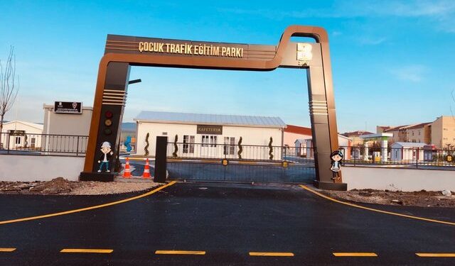 Çocuk trafik eğitim parkları ile trafik bilinci çocuk yaşta kazandırılıyor