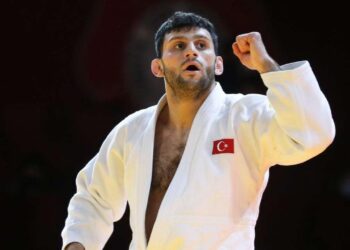 Milli sporcu Vedat Albayrak altın madalya kazandı