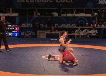 Milli güreşçi Aslı Demir’den bronz madalya