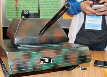 Ortaokul öğrencisi insansız tank tasarladı
