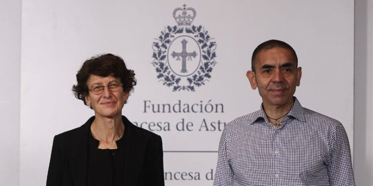 Ödül üstüne ödül!