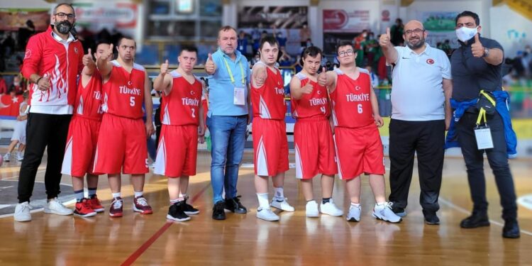 Down Sendromlular Basketbol Milli Takımı Avrupa ikincisi oldu