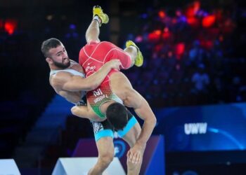 Burhan Akbudak’tan gümüş madalya