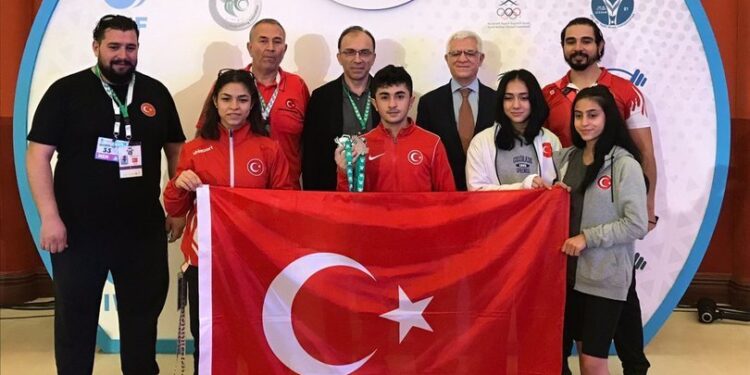 Dünya ikincisi oldular