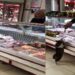 Kasap sordu, kedi miyavlayarak cevap verdi