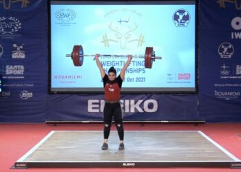 Milli halterci Sera Yenigün, Avrupa’da biri altın 3 madalya kazandı