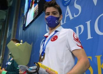 Milli sporcu Derin Toparlak dünya şampiyonu oldu