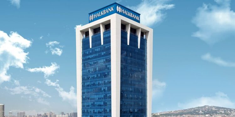 Halkbank, yılın en iyi işvereni seçildi