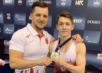 Milli cimnastikçi Sercan Demir, Slovenya’da altın madalya kazandı