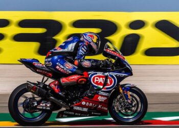 Toprak Razgatlıoğlu, Fransa’daki ilk yarışta birinci oldu