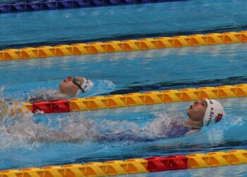 Milli yüzücümüz Sevilay Öztürk, bronz madalya kazandı