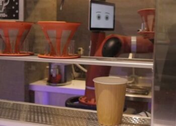 Japonya’da kahveyi robotlar hazırlıyor