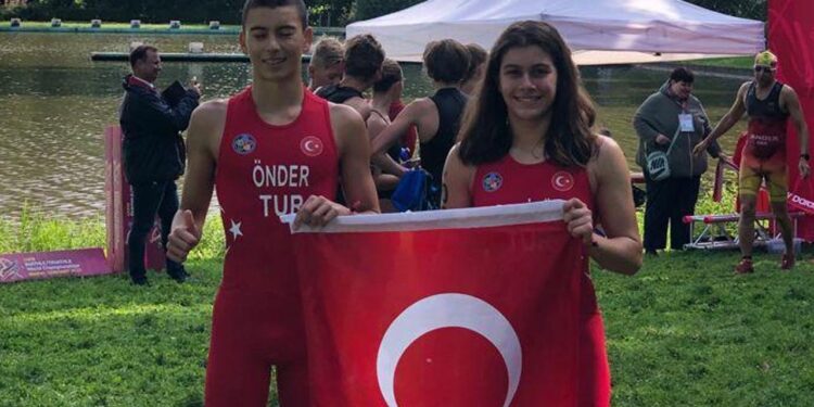 Genç millilerden 1 altın, 1 gümüş madalya