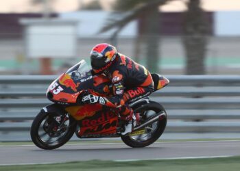 Milli motosikletçi Deniz Öncü’den tarihi başarı