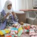 96 yaşındaki Sıdıka nineden çocuklara ‘örgü bebekler’