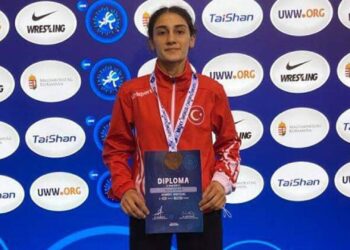 Milli sporcu Şevval Çayır’dan bronz madalya