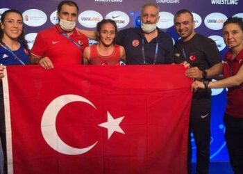 Selvi İlyasoğlu’ndan müthiş başarı! Dünya şampiyonu oldu