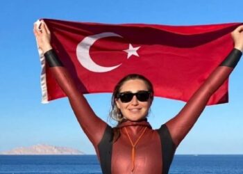Şahika Ercümen’den Bahamalar’da Türkiye rekoru