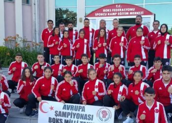 Milli güreşçilerden 12 madalya