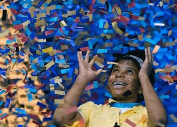 Heceleme yarışmasında tarih yazan 14 yaşındaki Zaila