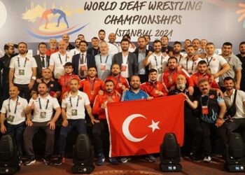 İşitme engelli milli sporculardan 8’i altın 29 madalya