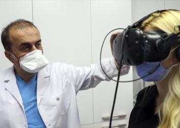 Sanal gerçeklik teknolojisi vertigoyu tedavi ediyor