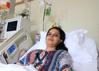 Genç kadın kök hücre bağışıyla 2 bebeğe “hayat” verdi