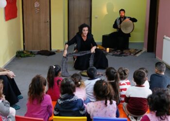 Cezaevindeki çocuklar “masal dünyası”na yolculuk yaptı