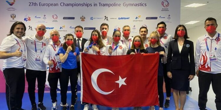 Elif Çolak ve Sıla Karakuş’tan tarihi başarı