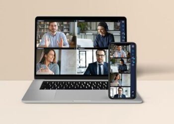 Türkiye’de bir ilk: Simultane çeviri yapan ilk platform oldu